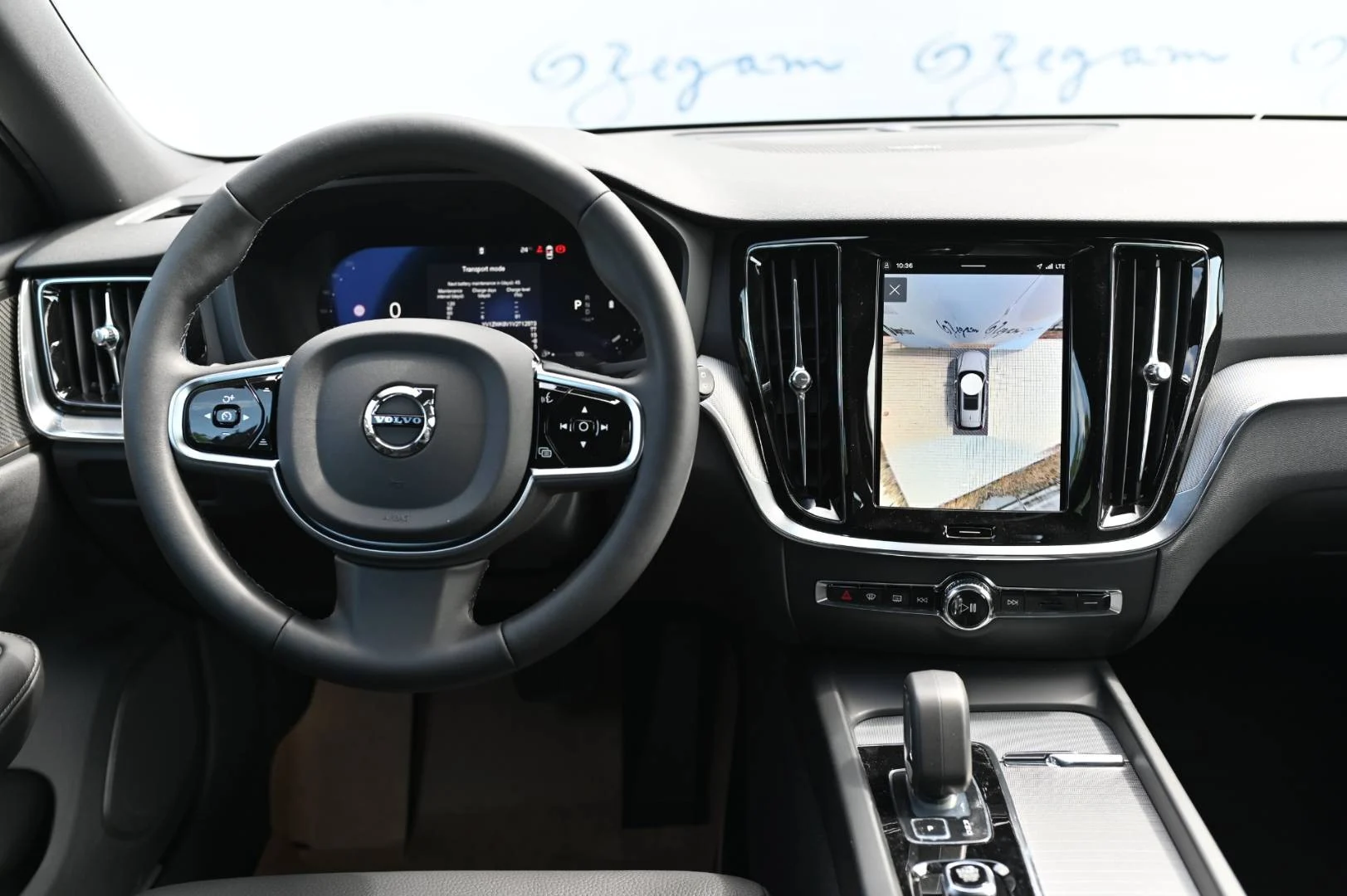 Volvo V60 B4 Plus Dark A/T | Begam Trnava