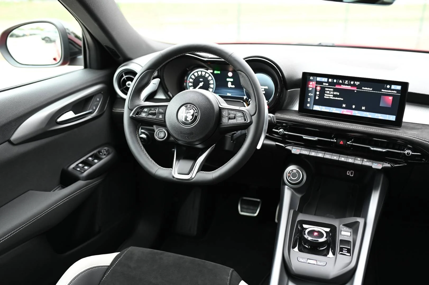 Alfa Romeo Tonale SPORT SPECIALE 1.5T IBRIDA DCT7 | Begam Trnava