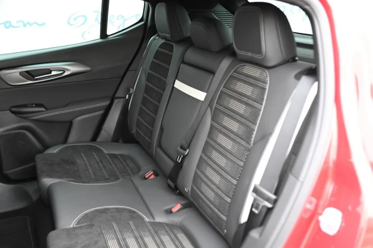 Alfa Romeo Tonale SPORT SPECIALE 1.5T IBRIDA DCT7 | Begam Trnava