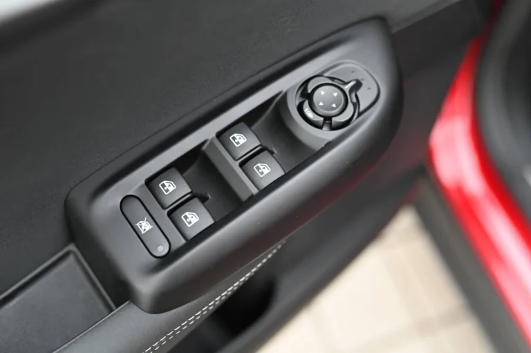Alfa Romeo Tonale SPORT SPECIALE 1.5T IBRIDA DCT7 | Begam Trnava