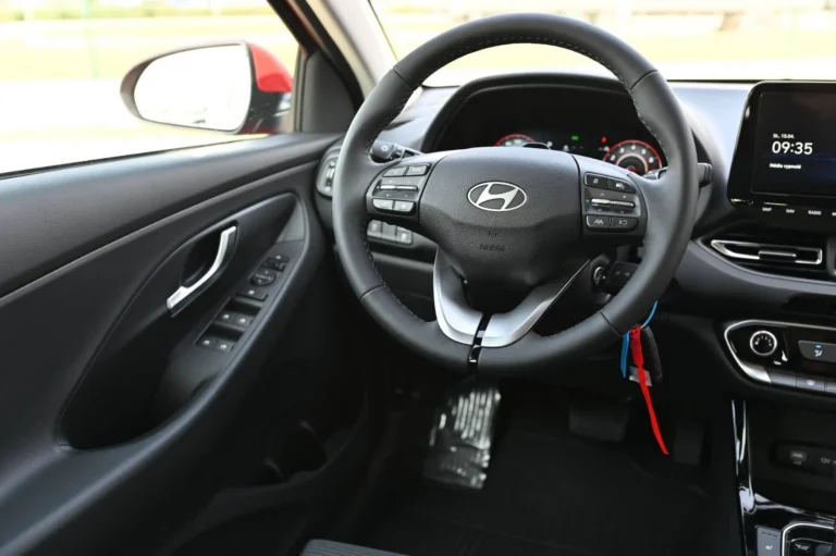 Hyundai i30 CW 1.6 T-GDi Comfort 7DCT MY26 | Begam Trnava