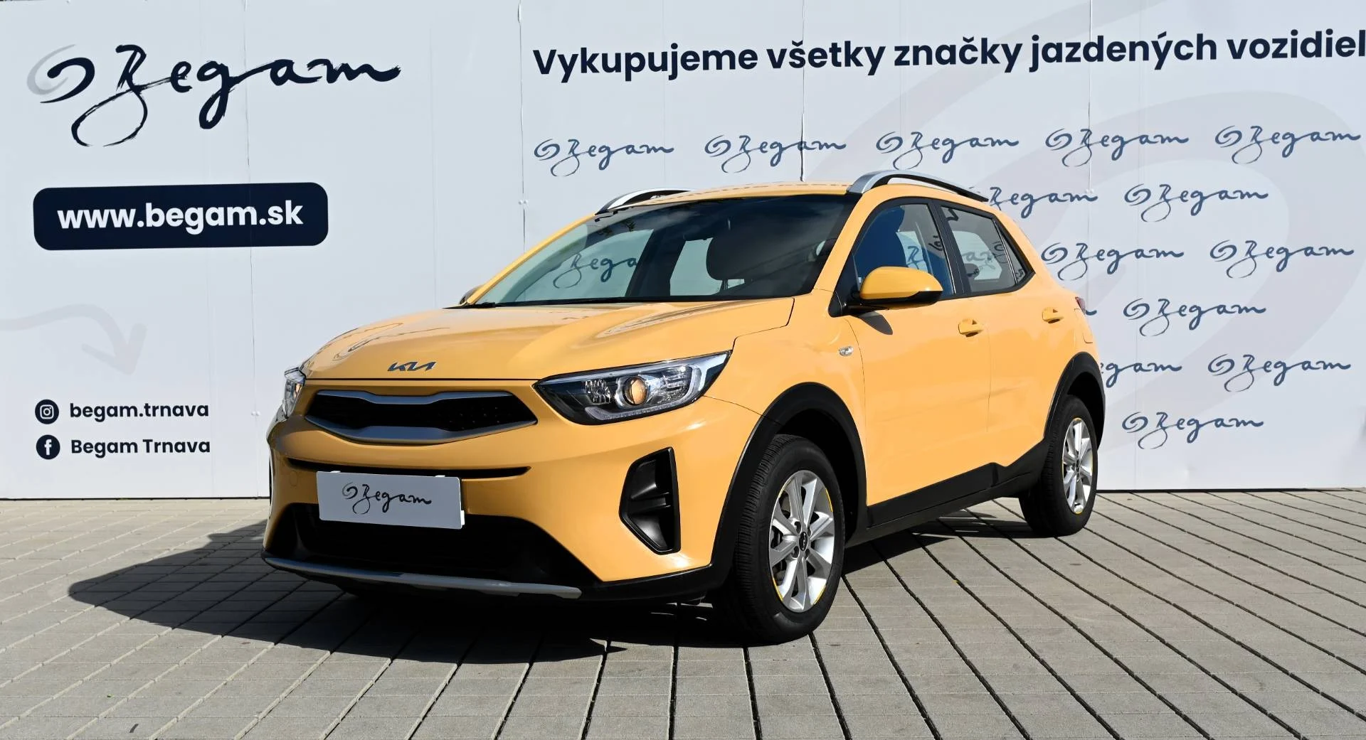Kia Stonic 1.2 DPi Silver | Begam Trnava