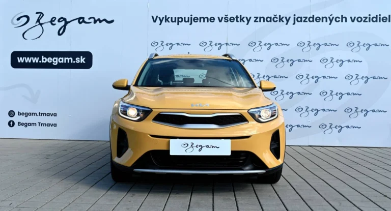 Kia Stonic 1.2 DPi Silver | Begam Trnava