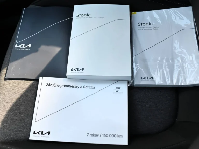Kia Stonic 1.2 DPi Silver | Begam Trnava