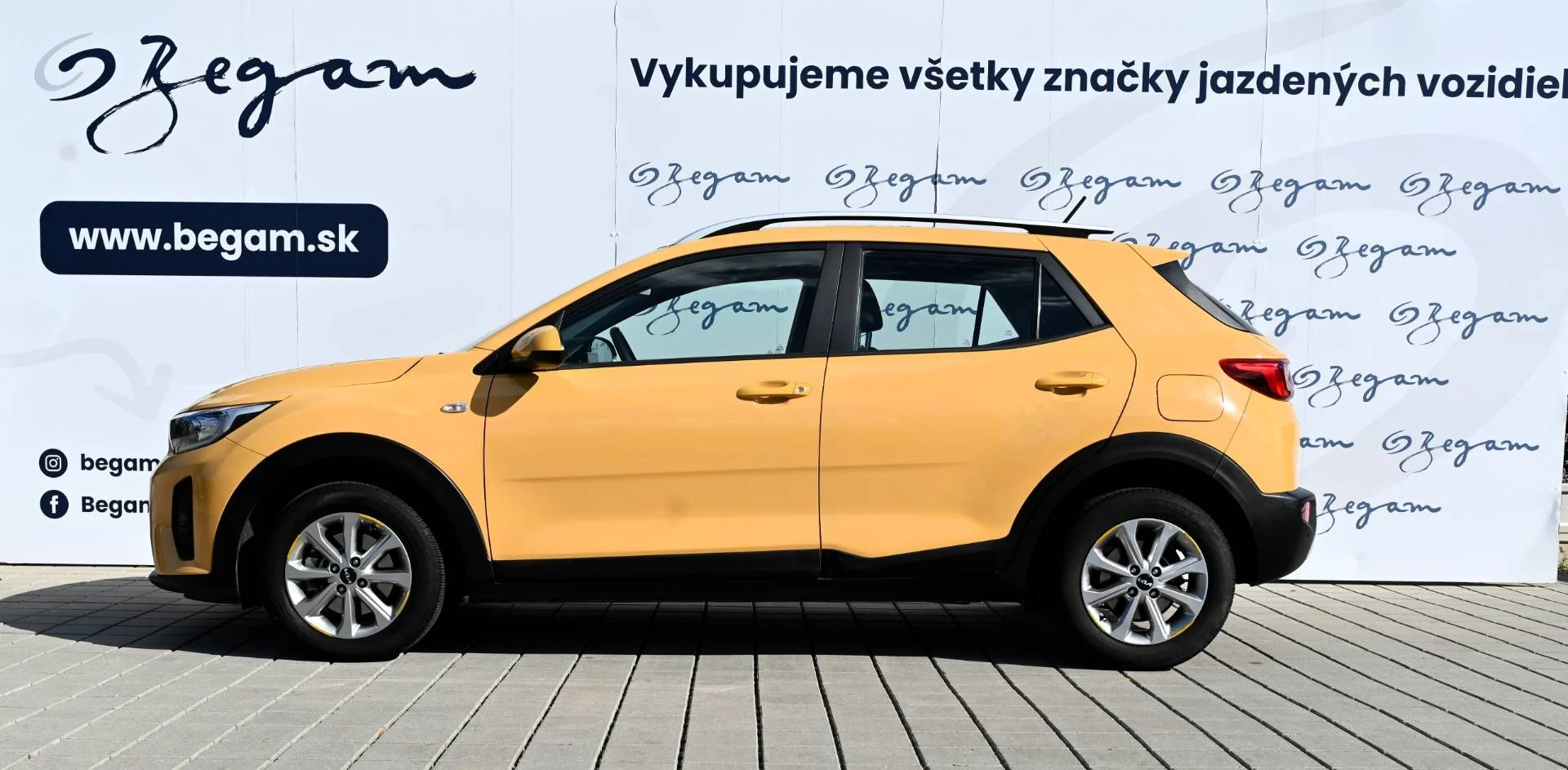 Kia Stonic 1.2 DPi Silver | Begam Trnava