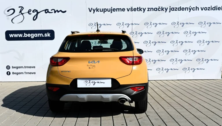 Kia Stonic 1.2 DPi Silver | Begam Trnava