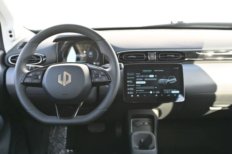 Leapmotor T03 Design 95k 37,3 kWh | Begam Trnava