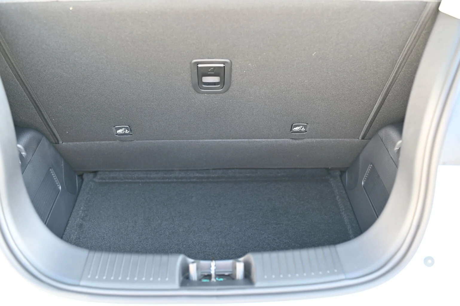 Leapmotor T03 Design 95k 37,3 kWh | Begam Trnava