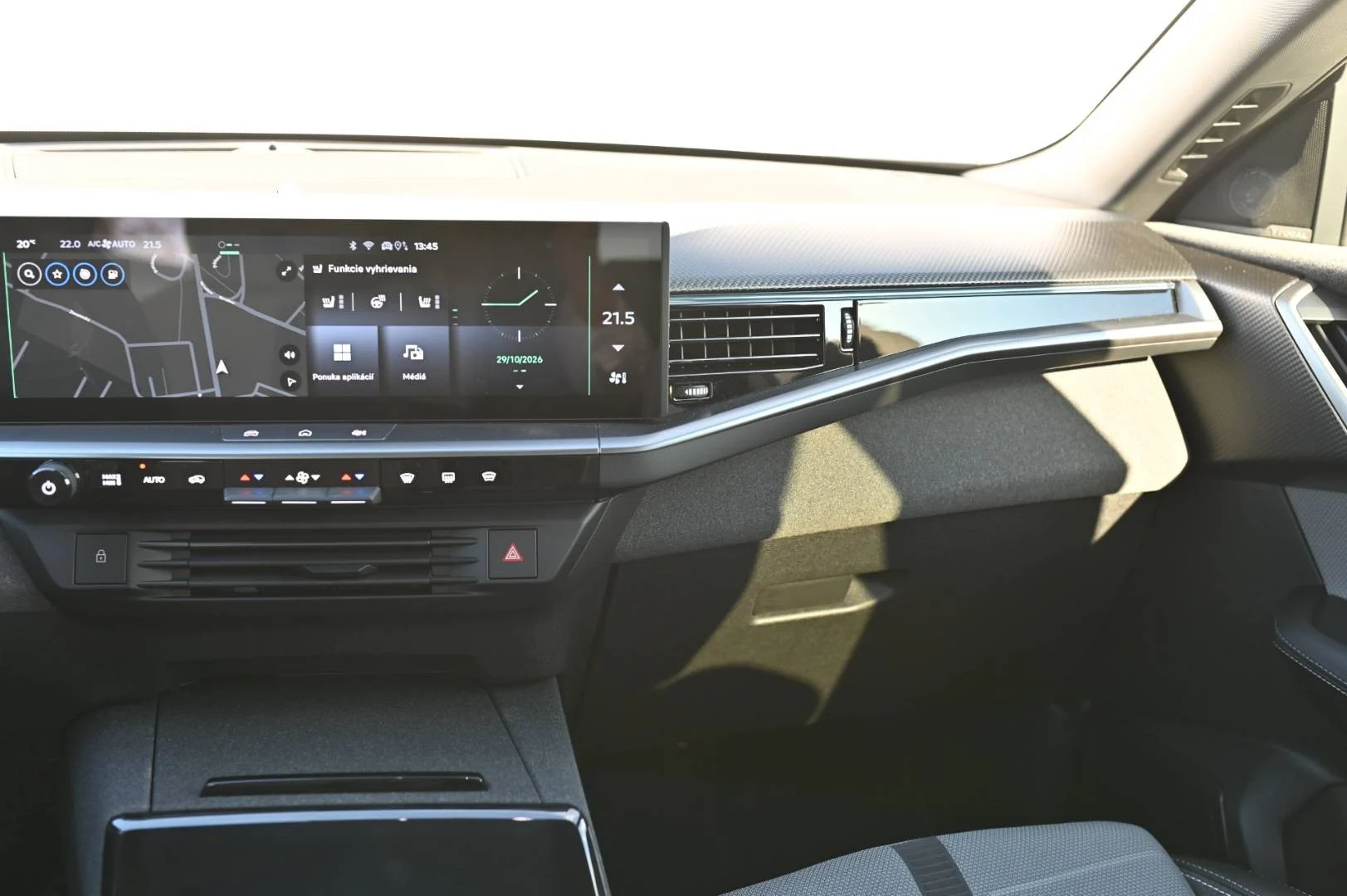 Opel Grandland GS 1.2 Hybrid 145k e-DCT6 | Begam Trnava