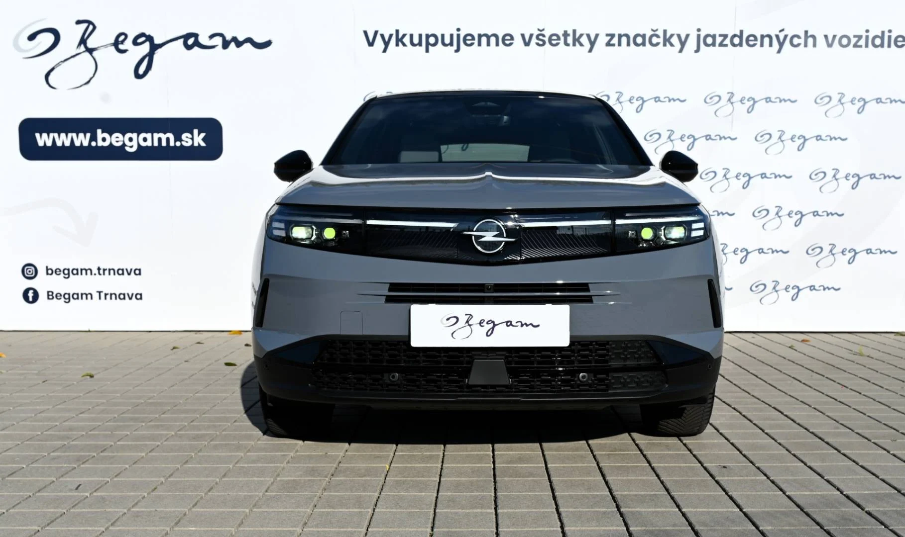 Opel Grandland GS 1.2 Hybrid 145k e-DCT6 | Begam Trnava