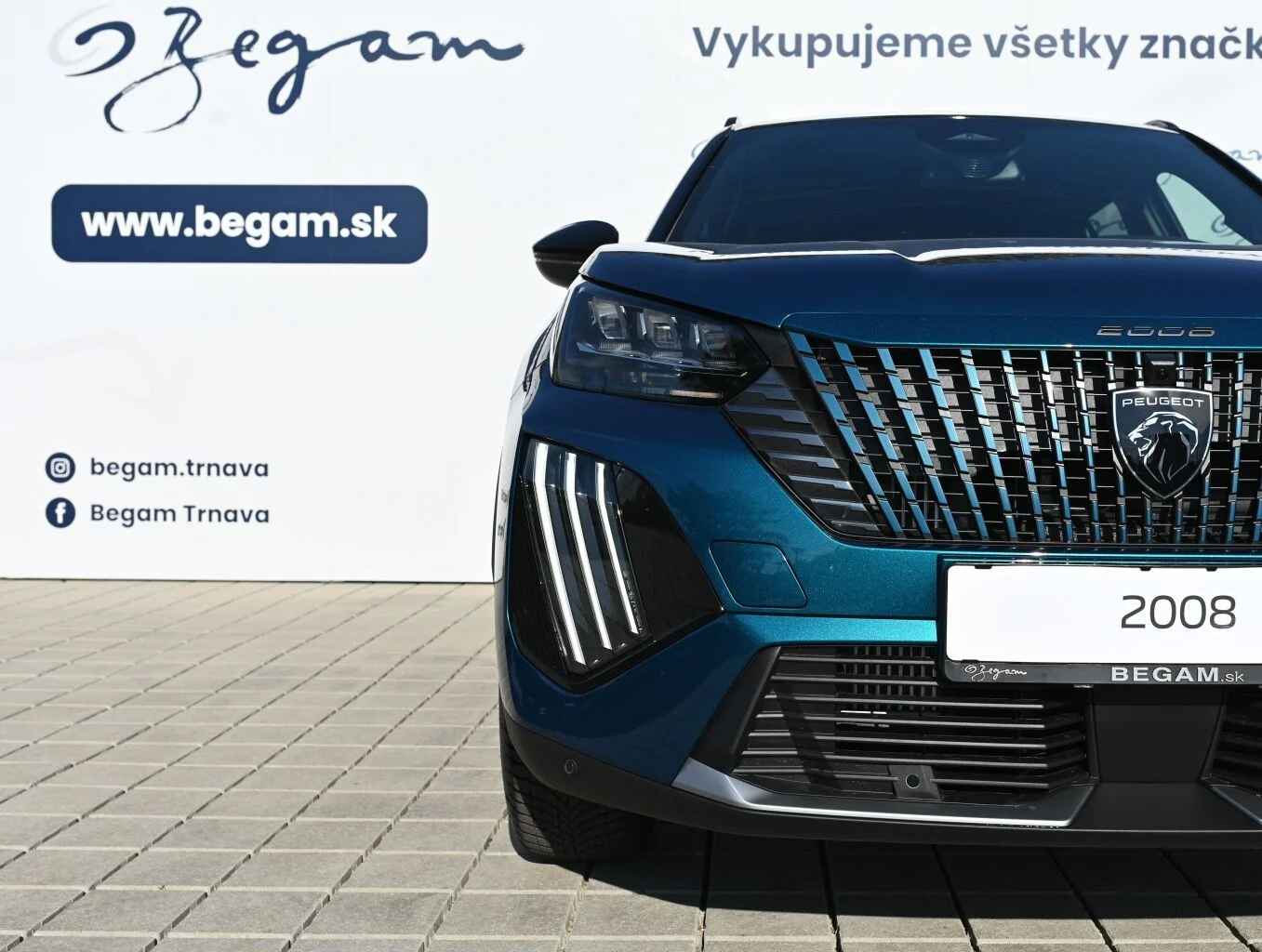Peugeot 2008 GT Hybrid 145k e-DCS6 MHEV | Begam Trnava