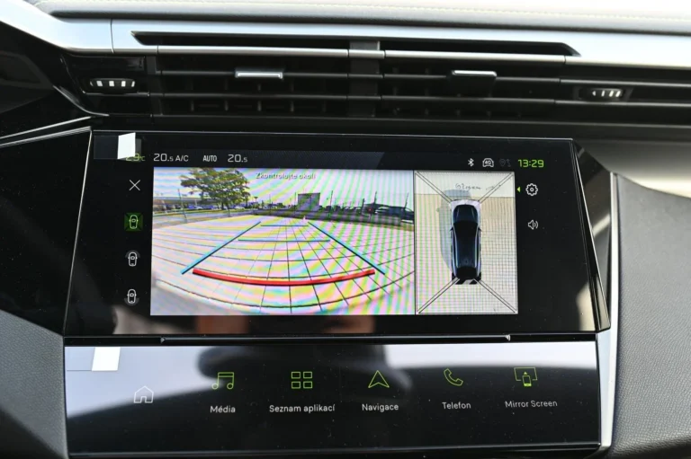 Peugeot 408 NEW 408 GT Hybrid 145k e-DCS6 (MYG0) | Begam Trnava