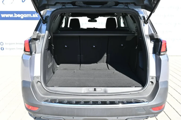 Peugeot 5008 1.5 BlueHDi 130k Allure A/T | Begam Trnava