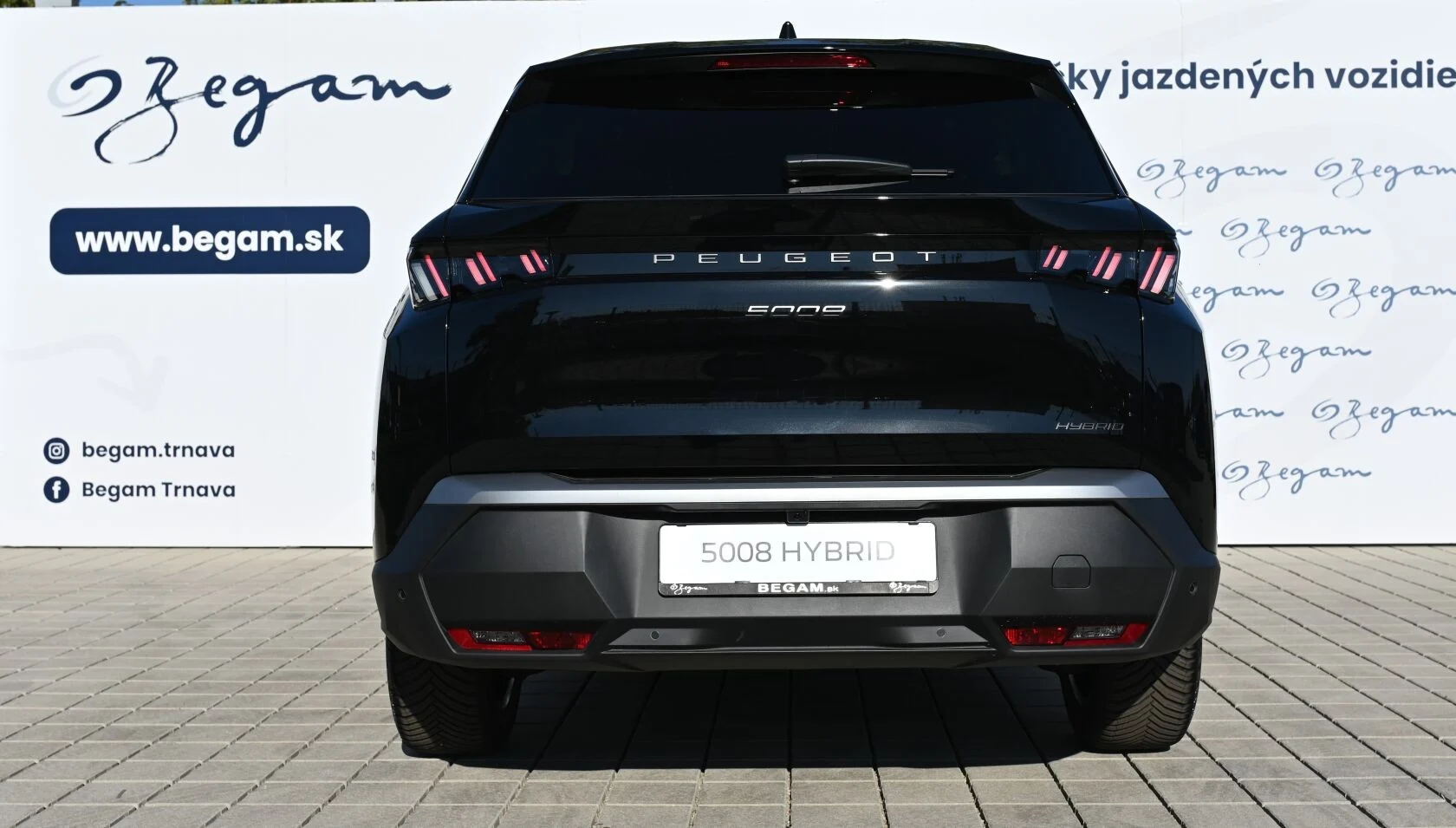 Peugeot 5008 ALLURE Hybrid 145k e-DCS6 | Begam Trnava