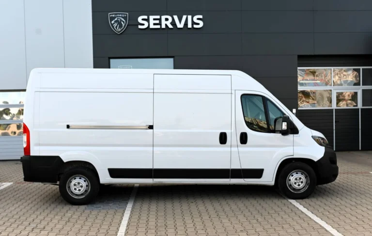 Peugeot Boxer 2.2 BlueHDi 435 L3 DK | Begam Trnava