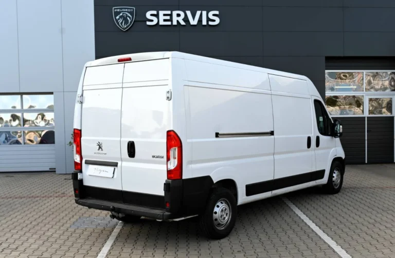 Peugeot Boxer 2.2 BlueHDi 435 L3 DK | Begam Trnava