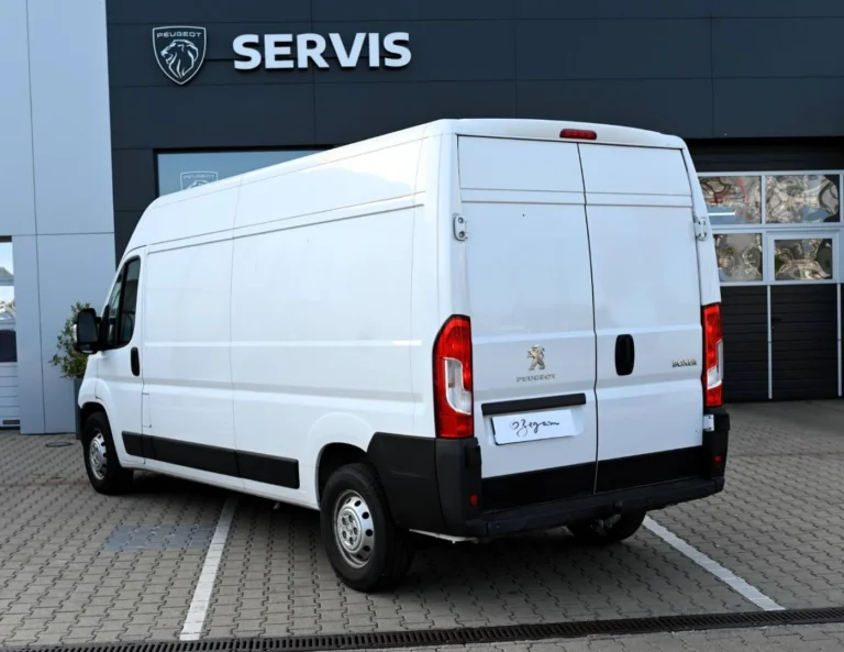 Peugeot Boxer 2.2 BlueHDi 435 L3 DK | Begam Trnava