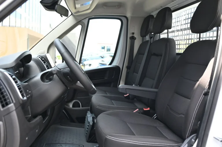 Peugeot Boxer Valník 435 L4 2.2 BlueHDi 180 €6.4 MT6 | Begam Trnava