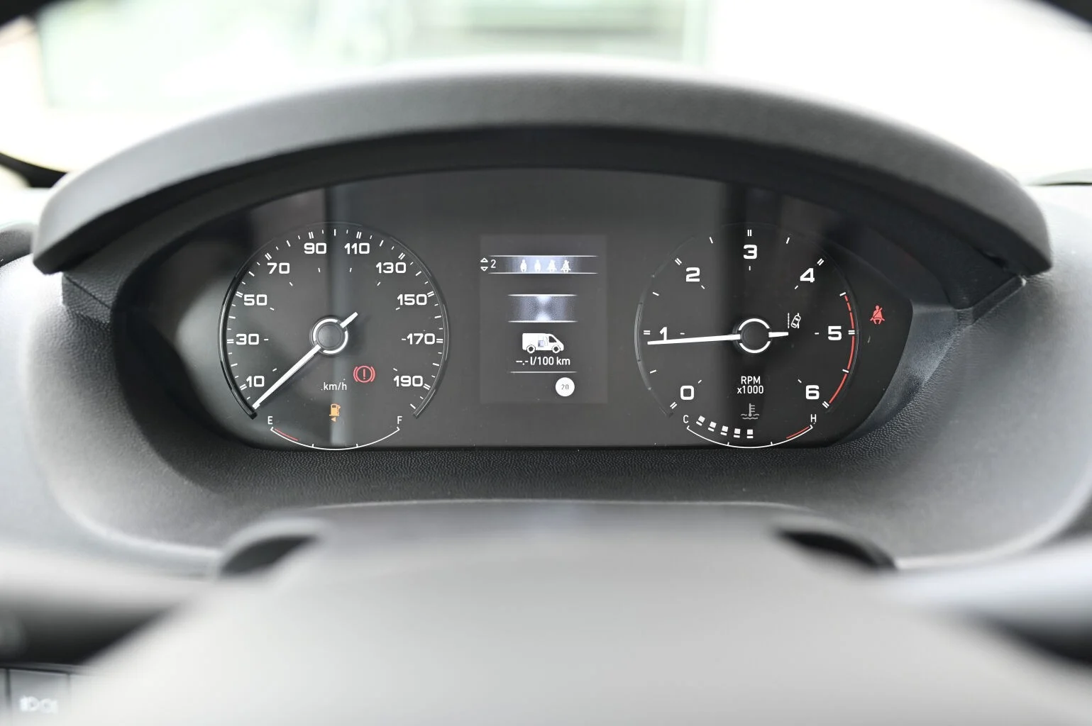 Peugeot Boxer Valník + Dvojkabína 435 L4 2.2 BlueHDi 180 € 6.4 MT6 | Begam Trnava