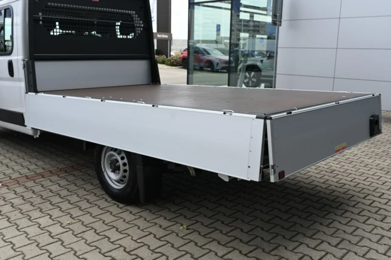 Peugeot Boxer Valník + Dvojkabína 435 L4  2.2 BlueHDi 180 € 6.4 MT6 | Begam Trnava