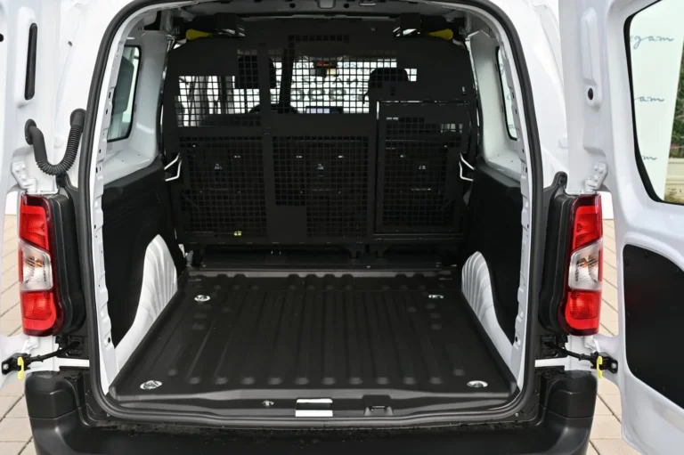 Peugeot Partner L2 CREW VAN BlueHDi 100 BVM6 | Begam Trnava
