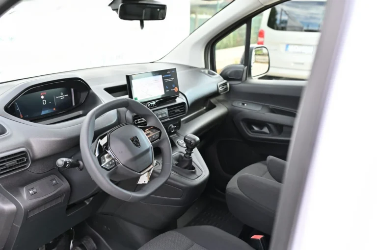 Peugeot Partner L2 CREW VAN BlueHDi 100 BVM6 | Begam Trnava