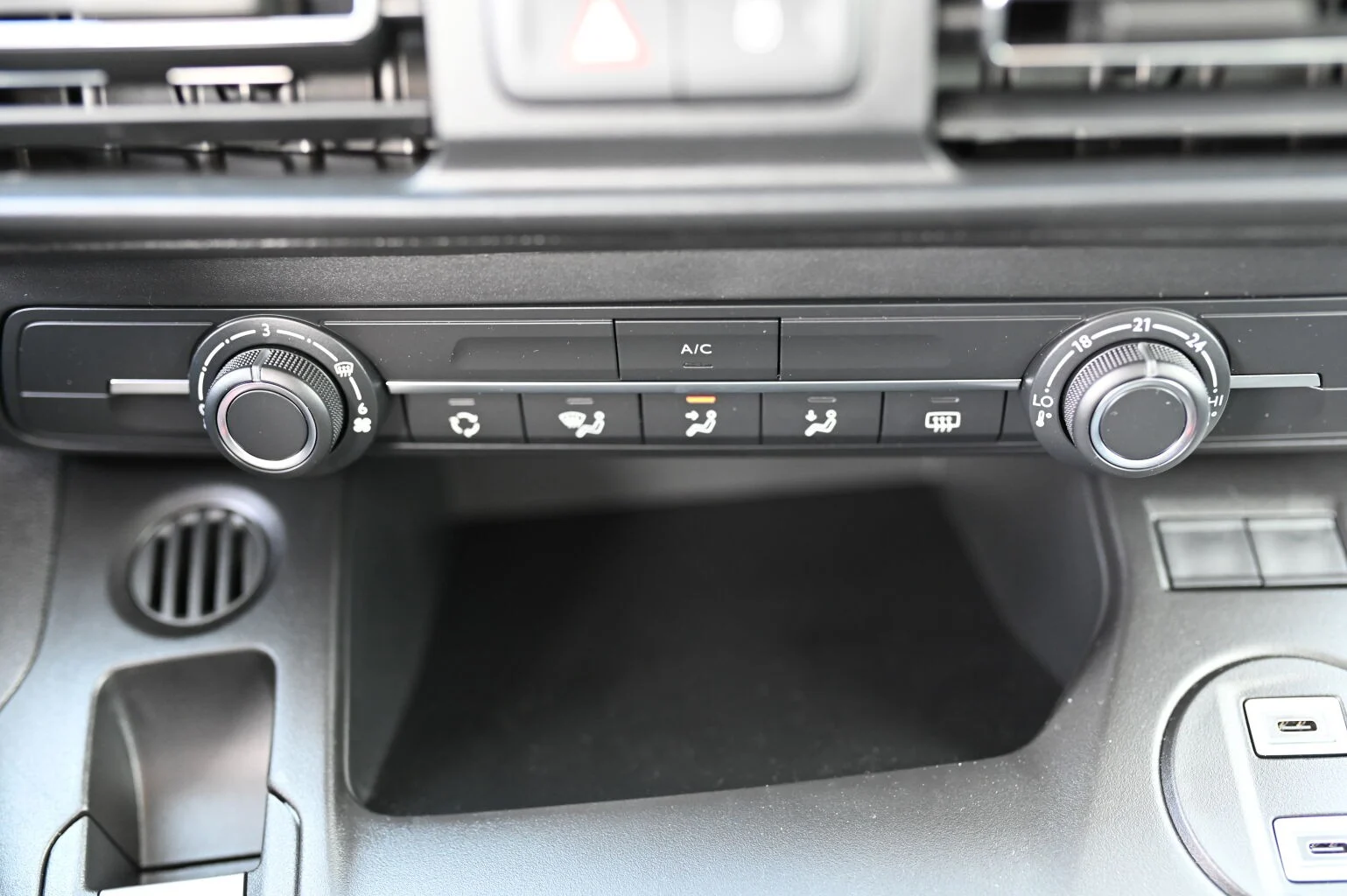 Peugeot Rifter ENTERPRISE (N1) ACTIVE BlueHDi 100k BVM6 | Begam Trnava