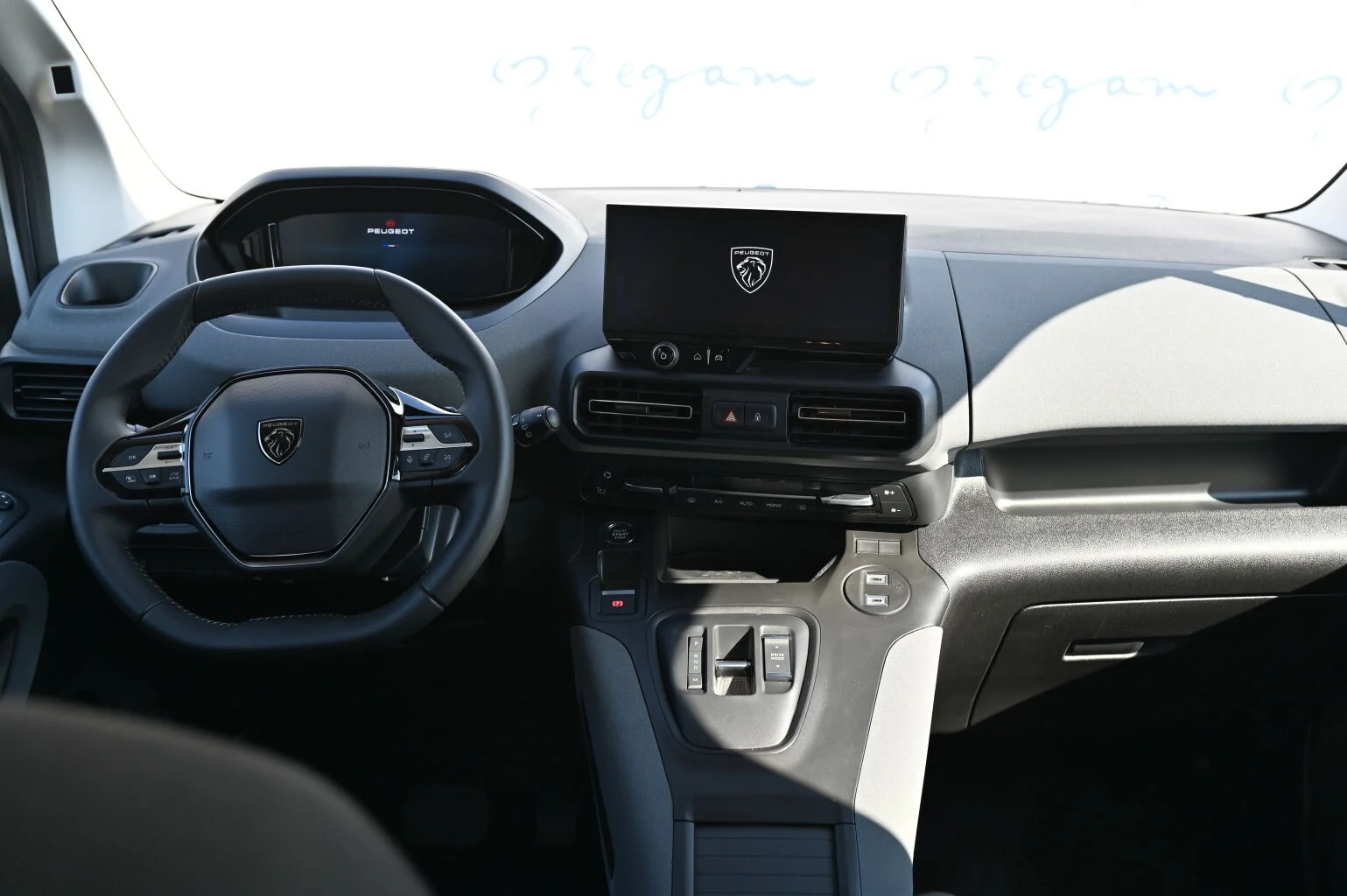 Peugeot Rifter LONG GT BlueHDi 130k EAT8 | Begam Trnava