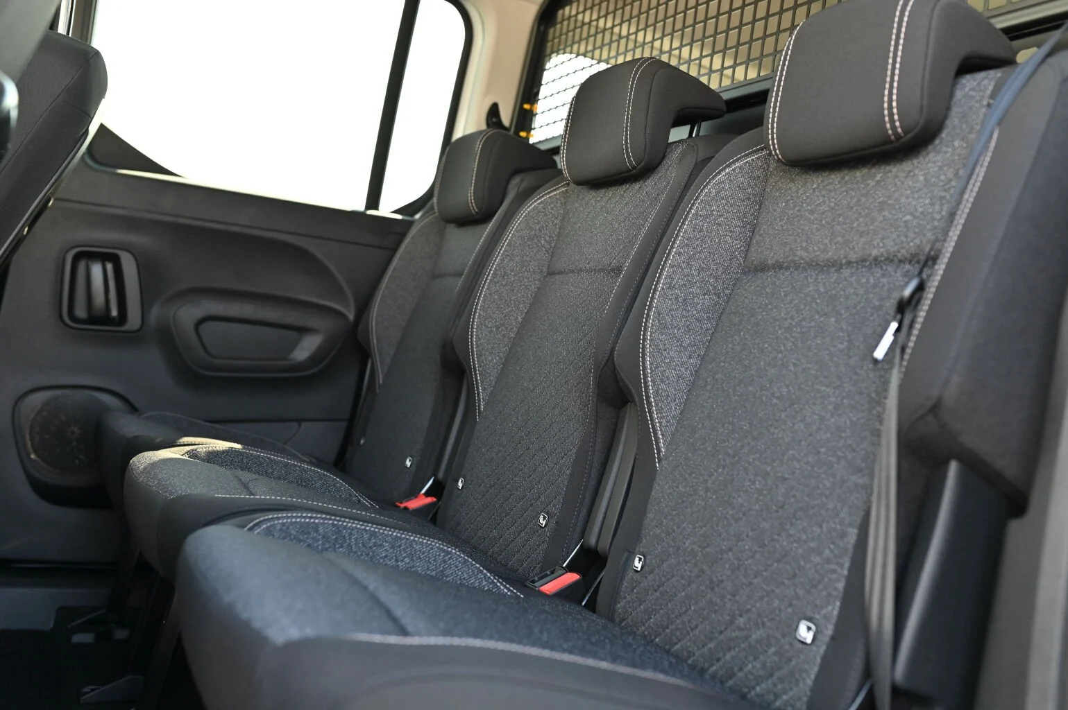 Peugeot Rifter LONG GT BlueHDi 130k EAT8 | Begam Trnava