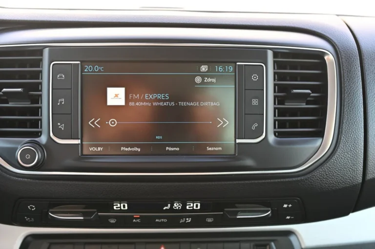 Peugeot Traveller 2.0 BlueHDi 177 S&S Business Standard AT | Begam Trnava