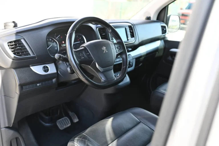 Peugeot Traveller 2.0 BlueHDi 177 S&S Business Standard AT | Begam Trnava