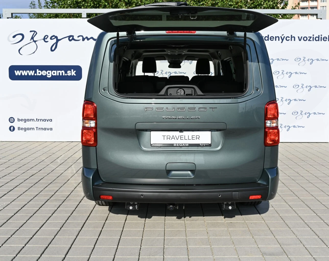 Peugeot Traveller TRAVELLER BUSINESS VIP L3 2.2 BlueHDi 180 | Begam Trnava