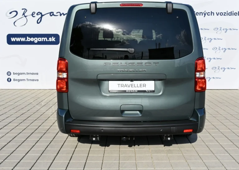 Peugeot Traveller TRAVELLER BUSINESS VIP L3 2.2 BlueHDi 180 | Begam Trnava