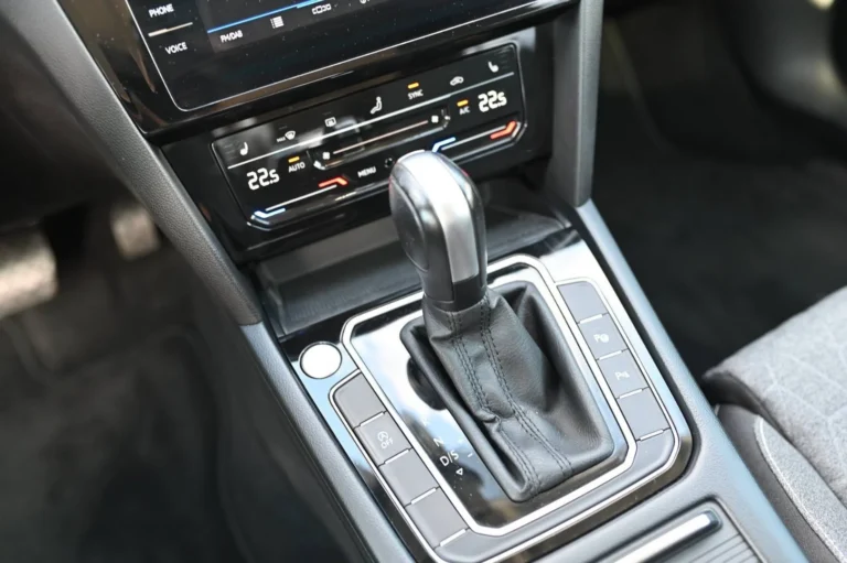 Volkswagen Passat Variant 2.0 TDI EVO Business DSG | Begam Trnava