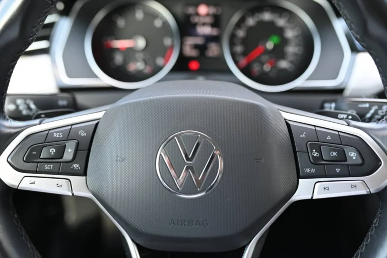 Volkswagen Passat Variant 2.0 TDI EVO Business DSG | Begam Trnava