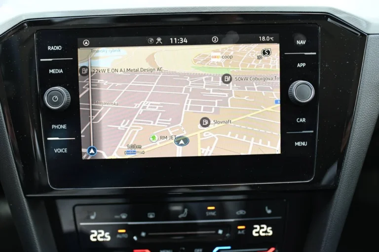 Volkswagen Passat Variant 2.0 TDI EVO Business DSG | Begam Trnava