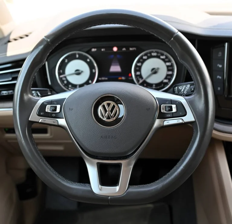 Volkswagen Touareg 3.0 V6 TDI SCR Elegance 4Motion Tiptronic | Begam Trnava