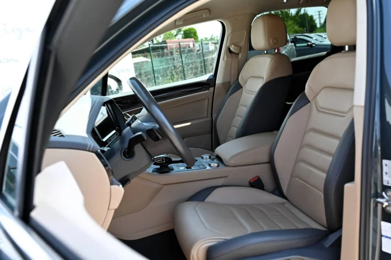 Volkswagen Touareg 3.0 V6 TDI SCR Elegance 4Motion Tiptronic | Begam Trnava