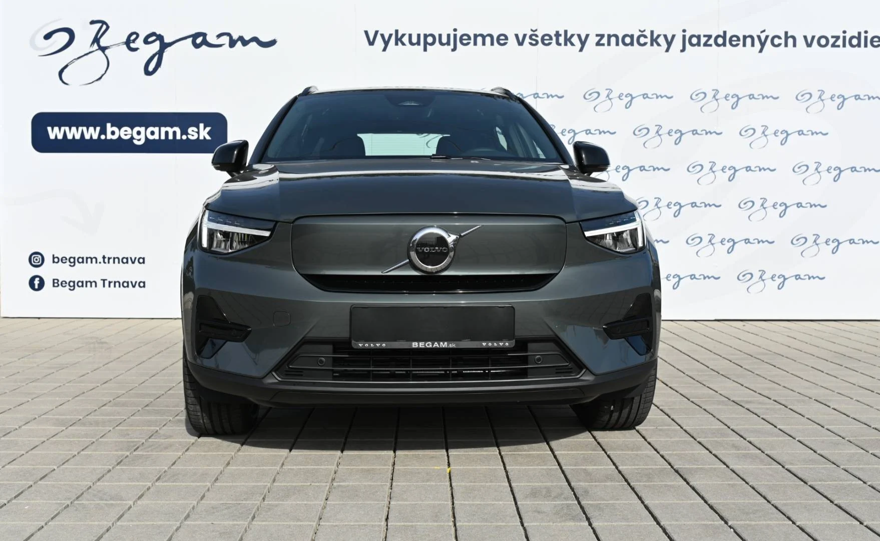 Volvo EX40 PLUS SINGLE MOTOR LONG RANGE | Begam Trnava