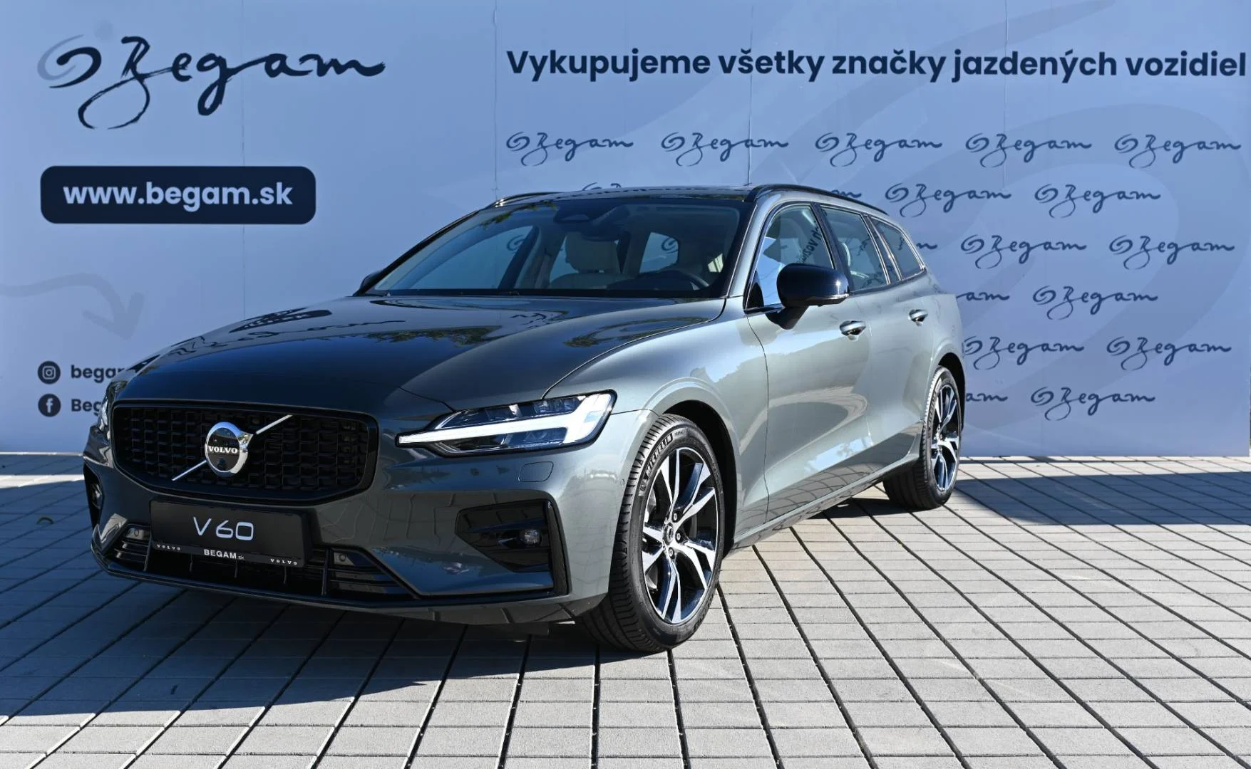 Volvo V60 B4 (P) PLUS DARK AT FWD DCT | Begam Trnava