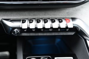 7k-xJOvAJ3_fss