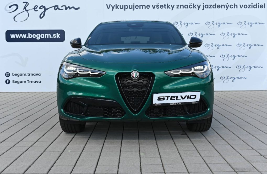 Alfa-Romeo-Stelvio-20-Turbo-INTENSA-Q4-AT-1