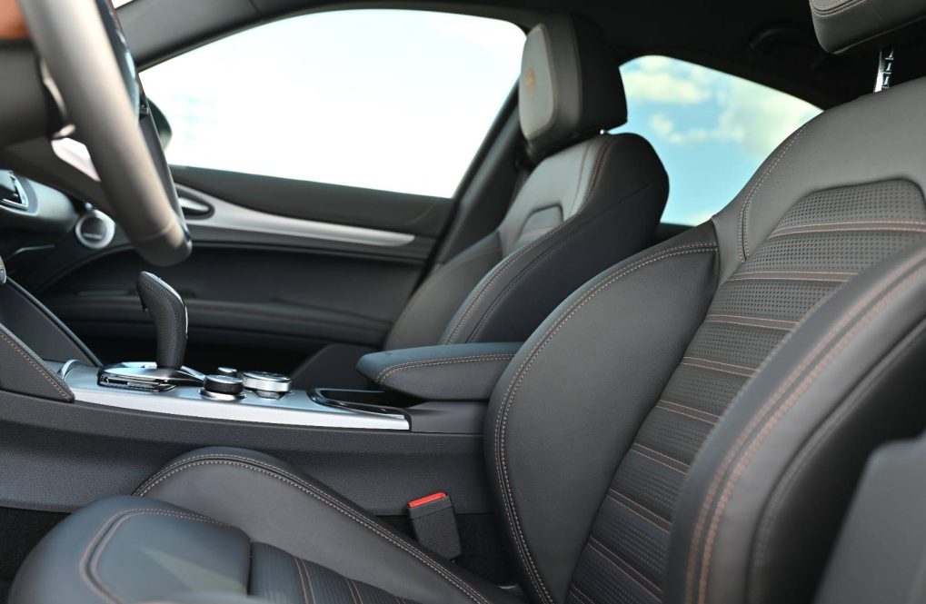 Alfa-Romeo-Stelvio-20-Turbo-INTENSA-Q4-AT-16