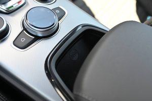 Alfa-Romeo-Stelvio-20-Turbo-Veloce-Q4-AT-23