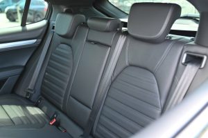 Alfa-Romeo-Stelvio-20-Turbo-Veloce-Q4-AT-28