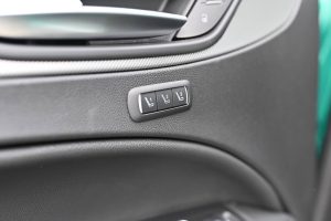 Alfa-Romeo-Stelvio-20-Turbo-Veloce-Q4-AT-29