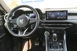 Alfa-Romeo-Tonale-9