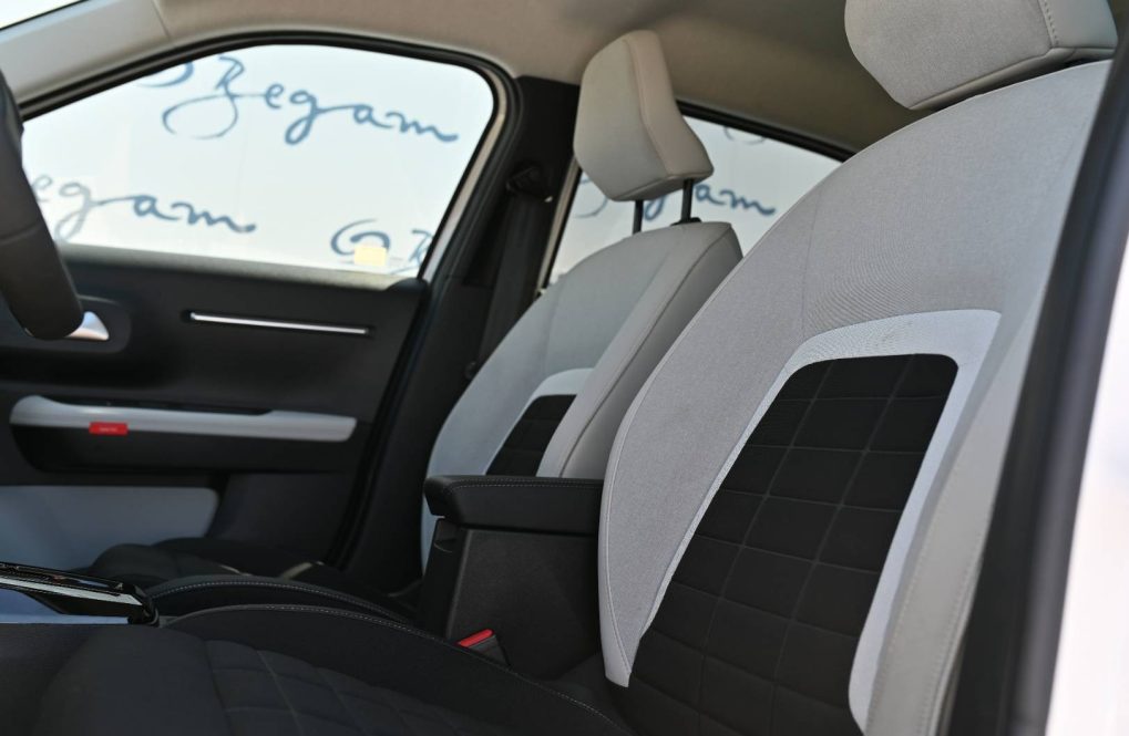 Citroen-C3-MAX-Electric-113k-Comfort-Range-22