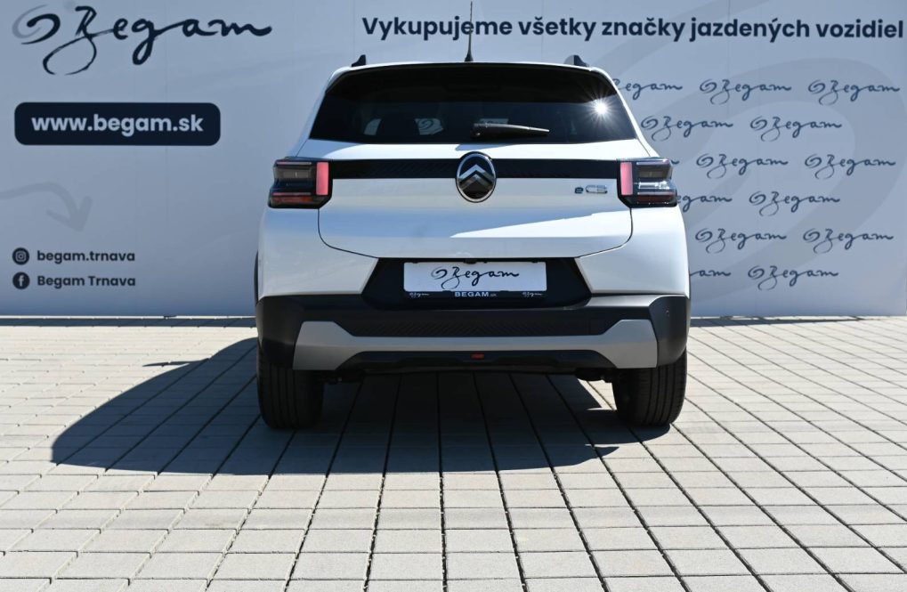 Citroen-C3-MAX-Electric-113k-Comfort-Range-7