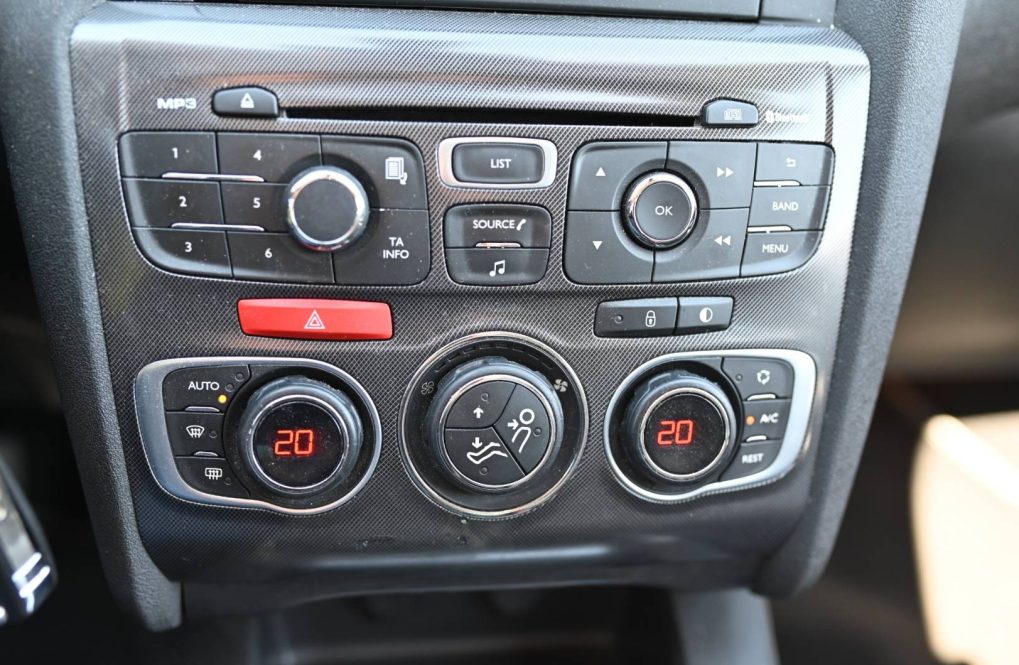 Citroen-C4-Picasso-C-4-16-84kw-12